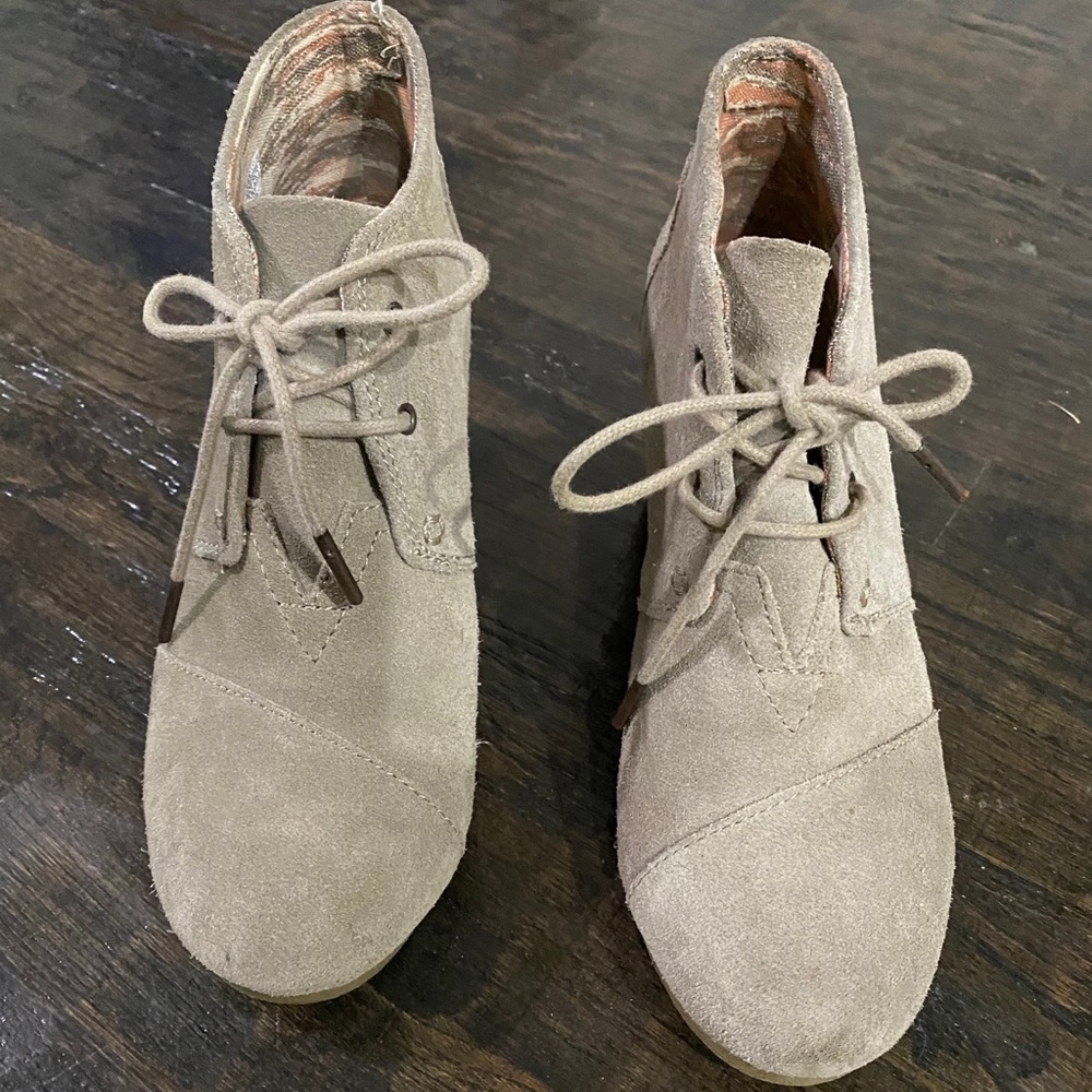 Toms Wedge Booties